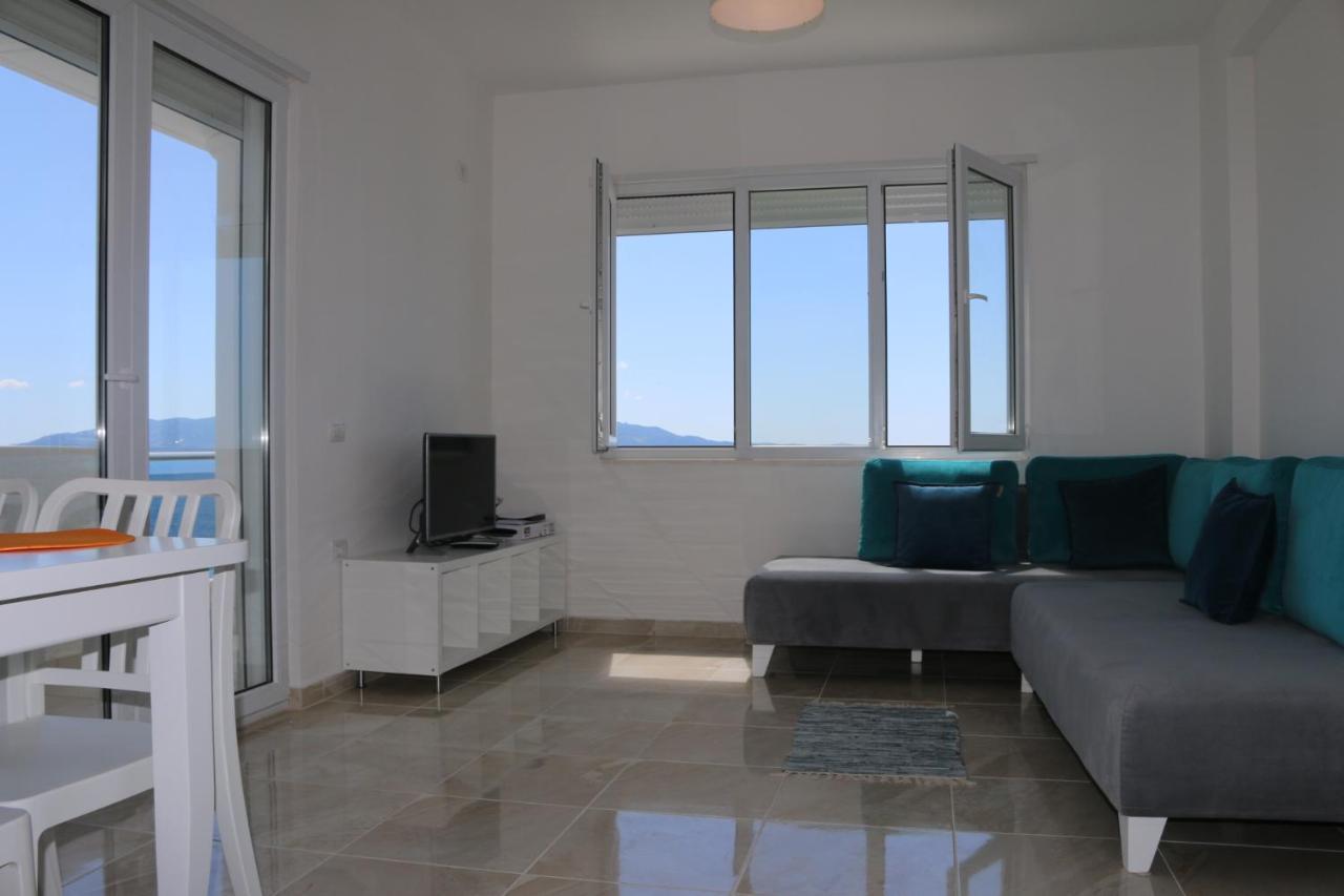 White Sea View Residence ซารานเดอ ภายนอก รูปภาพ