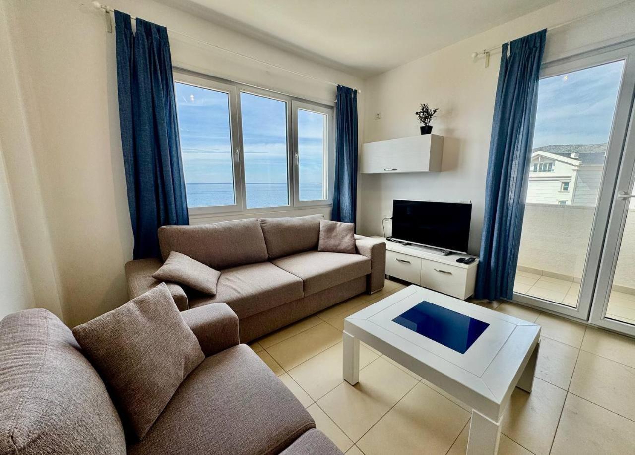 White Sea View Residence ซารานเดอ ภายนอก รูปภาพ