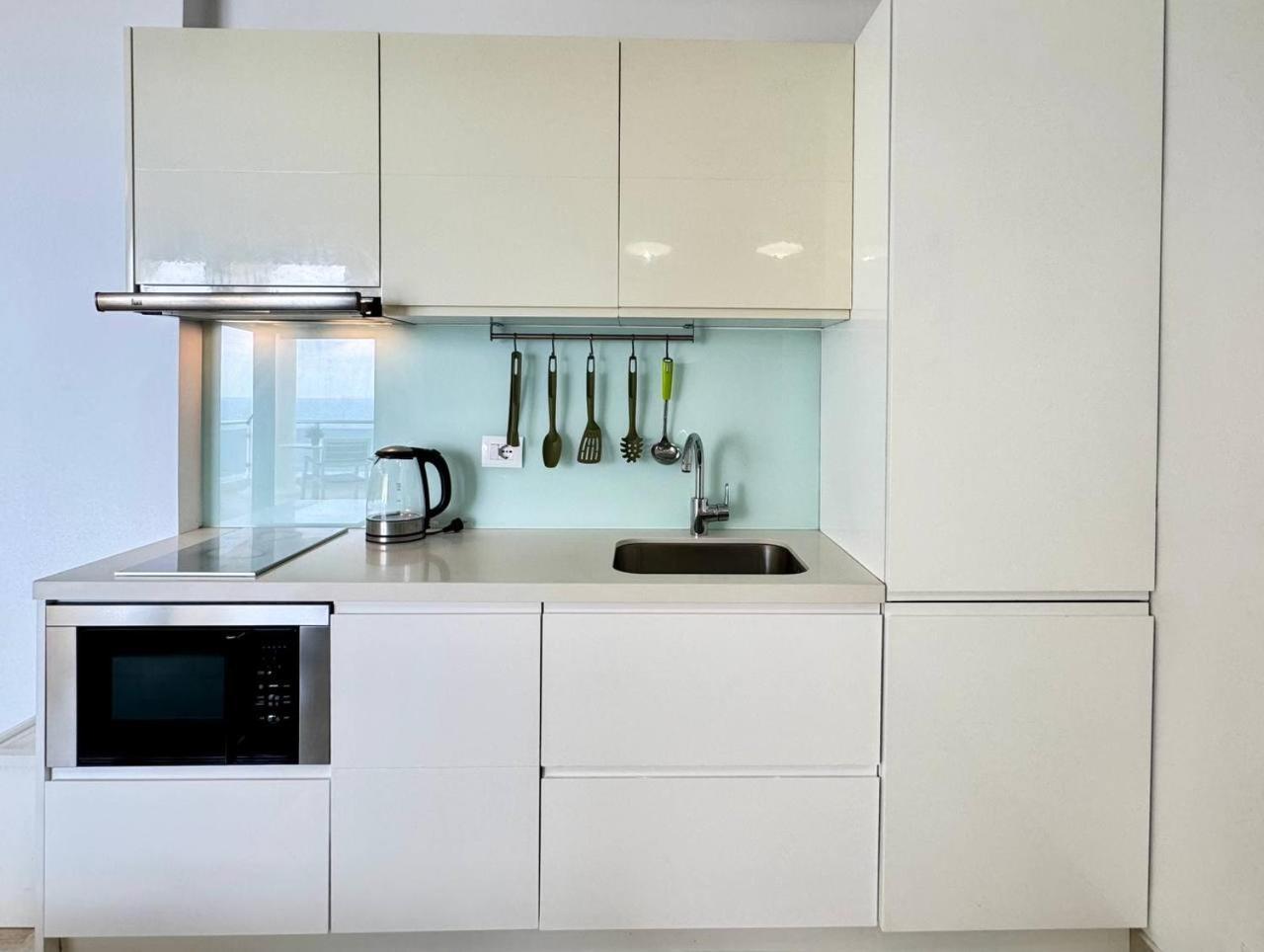 White Sea View Residence ซารานเดอ ภายนอก รูปภาพ